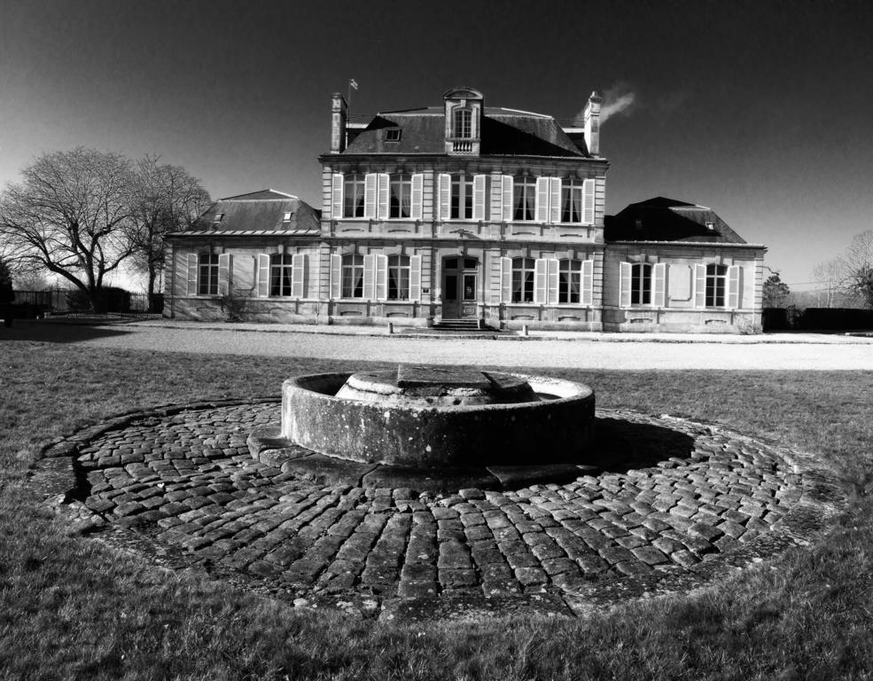 Grand Gite 15 Personnes, 9 Chambres, 100Km De Paris En Exclusivite Septmonts エクステリア 写真